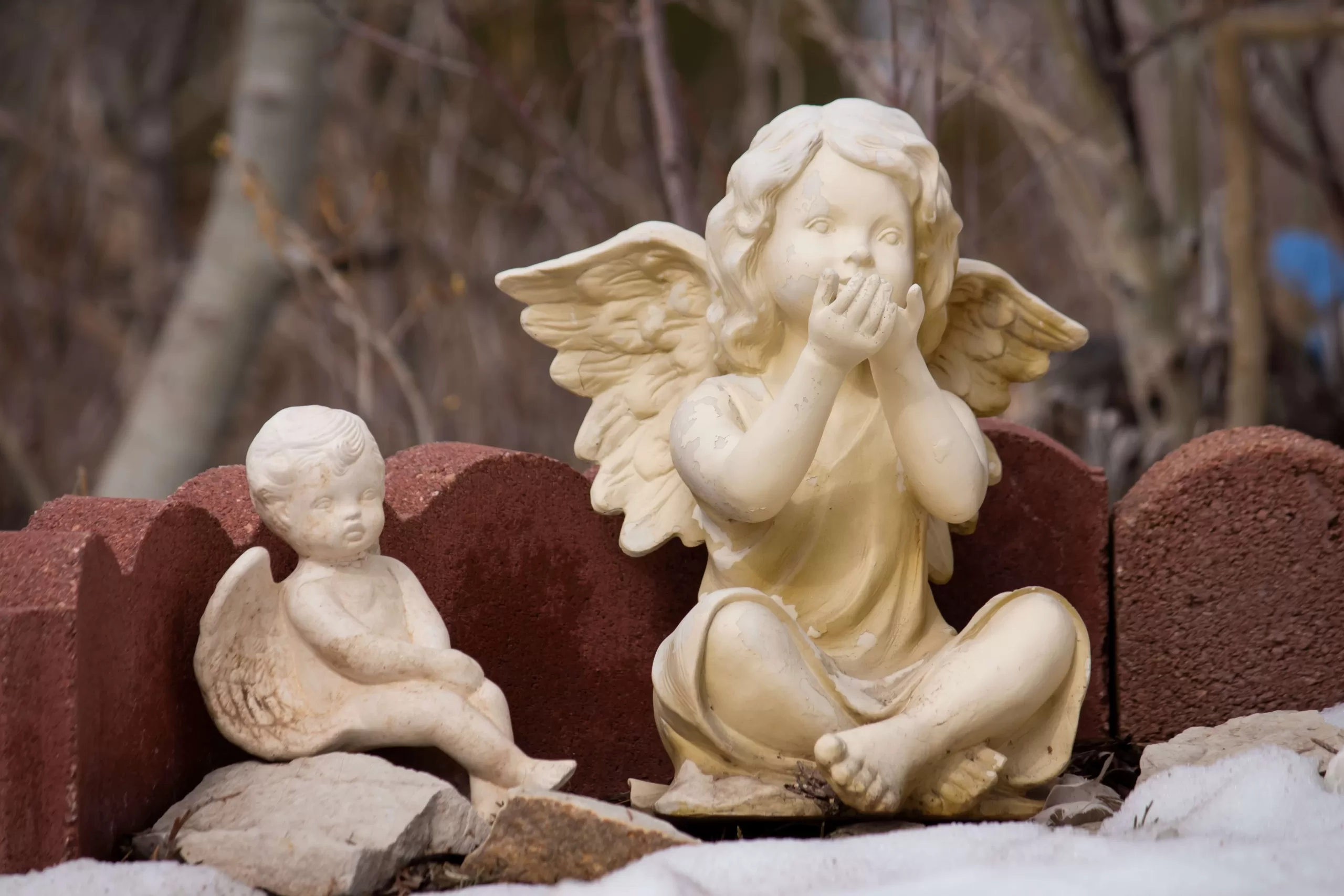 6 Undeniable Signs That A Guardian Angel Is With You Today!